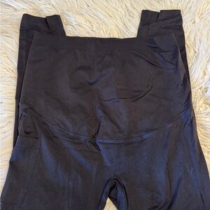 Time and Tru Women's Black Maternity Leggings